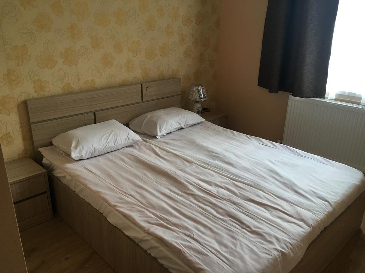 Kmg Hotel Khashuri Esterno foto