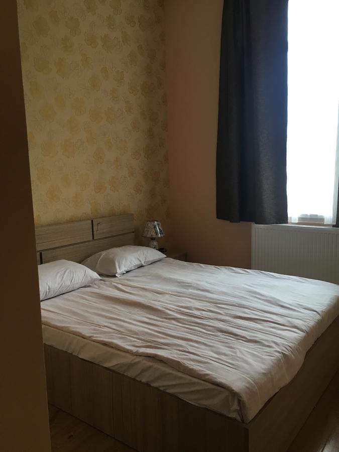 Kmg Hotel Khashuri Esterno foto