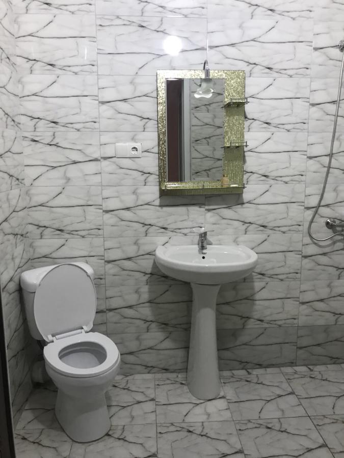 Kmg Hotel Khashuri Esterno foto